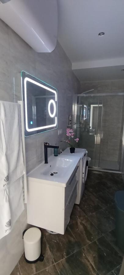 Apartman Stipan Omis Ngoại thất bức ảnh